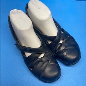 Clarks Bendables Women's Size 8.5 M Black Strap Shoes Loafers Criss Cross